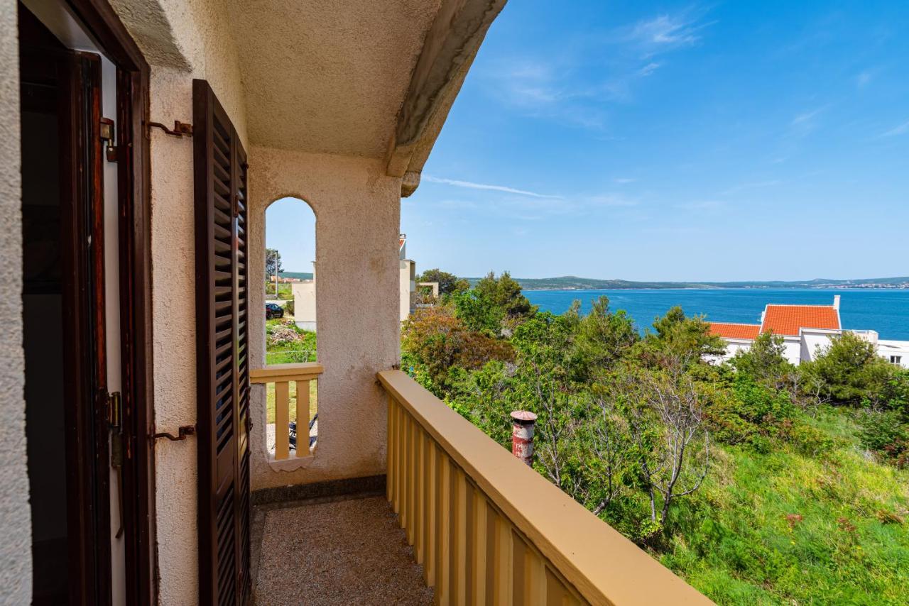 Apartment Sea And Mountain With Pool Novigrad  Εξωτερικό φωτογραφία
